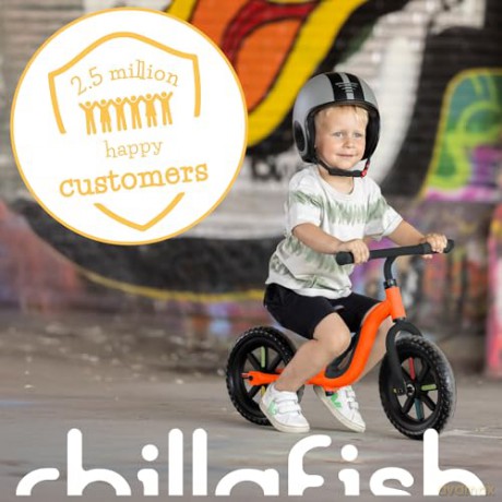 Chillafish - GLOW 10 Lightweight Balance Bike with Light Up Wheels - Orange, 1.5-4 Years (CPCH02ORA)