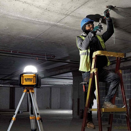 DeWALT DCL074-XJ 18V XR LED Work Light - 5000 Lumens, 360° Illumination, ToolConnect App