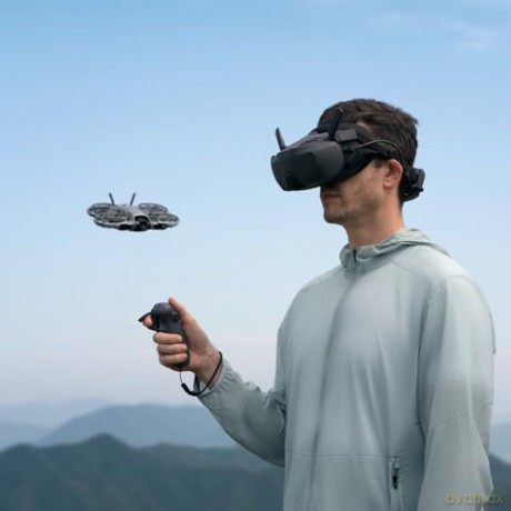 DJI - Neo 2 Motion Fly More Combo