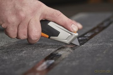 Fiskars - CarbonMax Retractable Utility Knife
