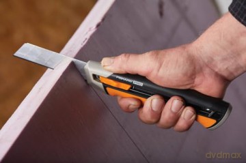 Fiskars - CarbonMax snap off knife - 25 mm