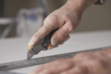 Fiskars - CarbonMax Utility Knife - Fixed Blade