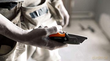 Fiskars - CarbonMax Utility Knife - Fixed Blade