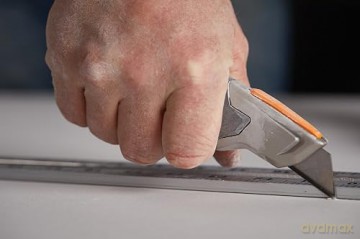 Fiskars - CarbonMax Utility Knife - Fixed Blade