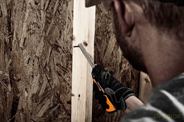 Fiskars - Compact Folding Toolbox Saw - 2 Blades - 15 cm