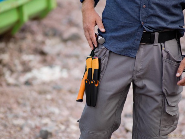 Fiskars - Craftsman's Knife with Sharpener