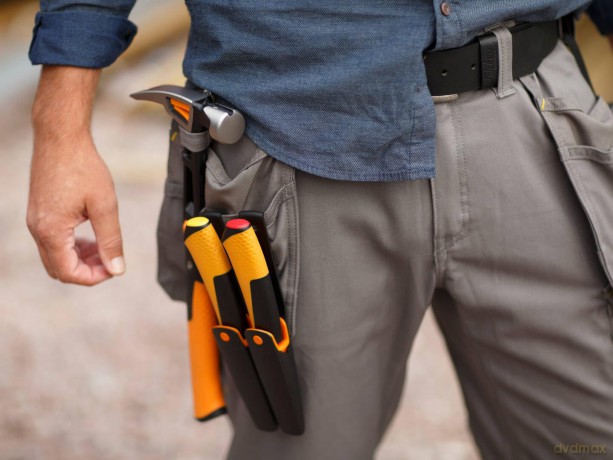 Fiskars - Craftsman's Knife with Sharpener