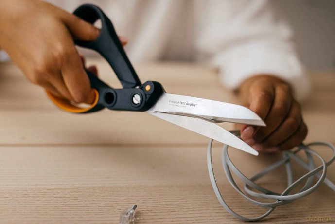 Fiskars - Hardware Amplify scissors - 24 cm