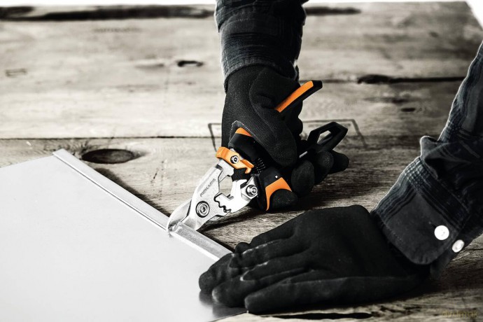 Fiskars - PowerGear Aviation Snip - Bulldog