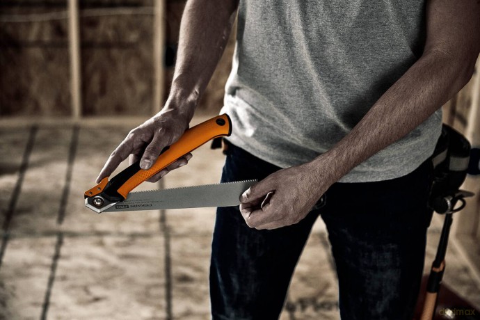 Fiskars - PowerTooth folding pull saw - 25cm