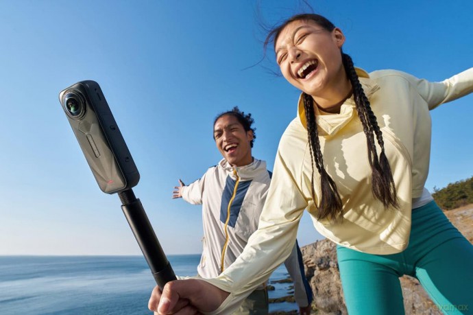 Insta360 - X5 Essentials Bundle