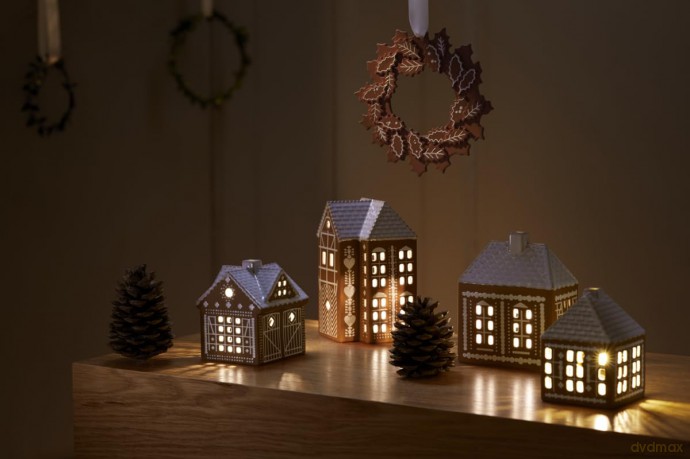 K¤hler - Gingerbread Light House Christmas Stable - H11.5 cm