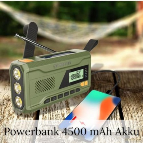 Manta - Portable Emergency crank FM Radio, Solar Power Bank, Flashlight