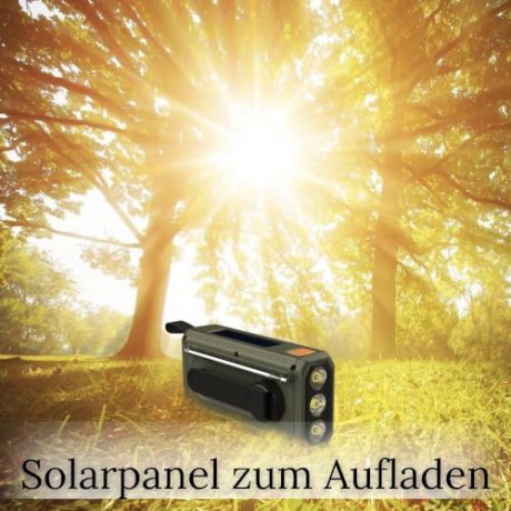 Manta - Portable Emergency crank FM Radio, Solar Power Bank, Flashlight