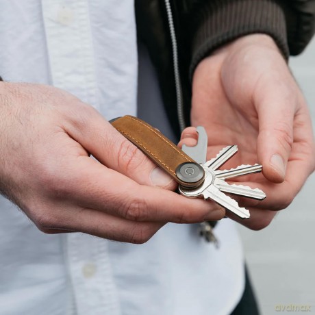 Orbitkey - Crazy Horse Leather Key Organiser - Chestnut Brown/Brown