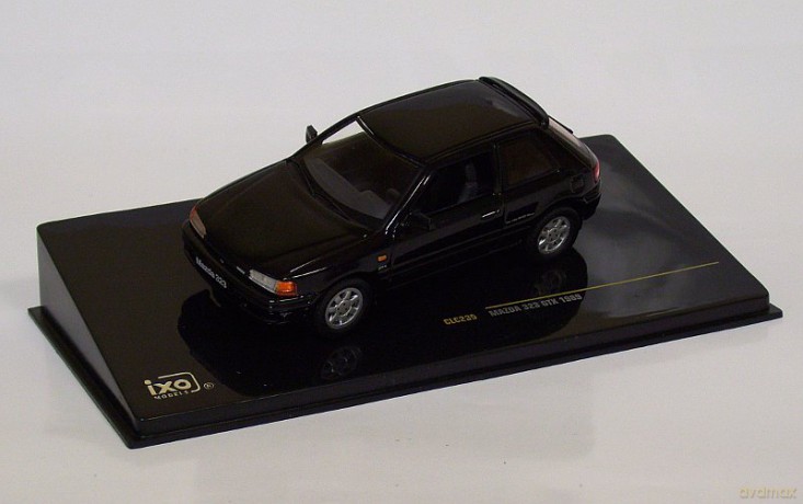 IXO Mazda 323 GTX 1989 (black) [ZABAWKA]