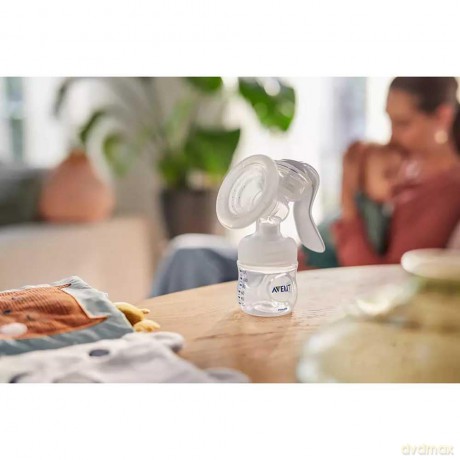 Philips Avent - Manual breast pump for comfortable expressing, regular set