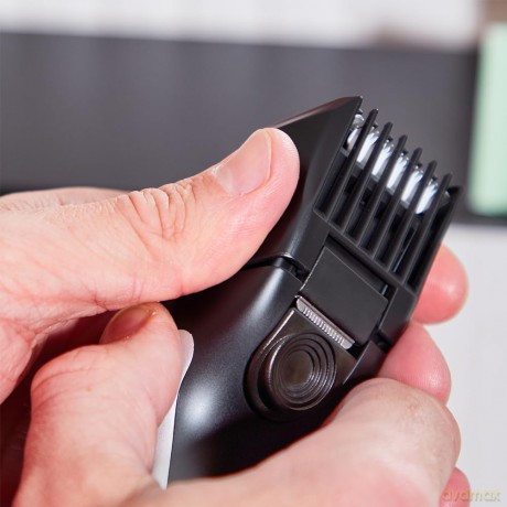Remington - Cord / Cordless beard trimmer