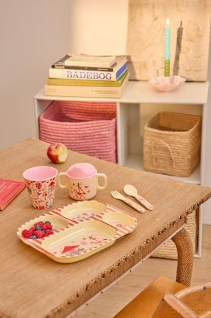 Rice - Melamine Kids 4 Room Plate with Fun Fair Print - Pink