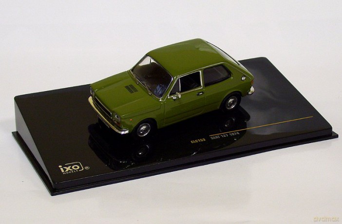 IXO Seat 127 1974 (green) [ZABAWKA]