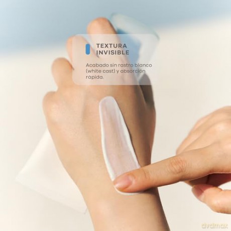 SKIN1004 - Madagascar Centella Hyalu-Cica Water-Fit Sun Serum 100ml.) [KOMSETYKI]