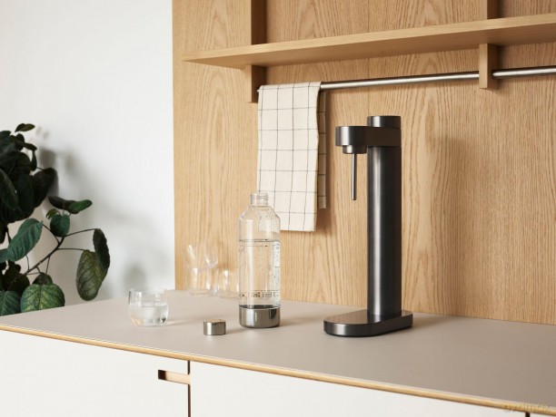 Stelton - Brus Carbonator (Black Metallic)