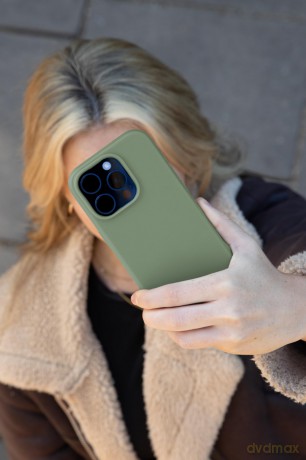 Tech21 - Evo Lite iPhone 15 Pro Khaki Green