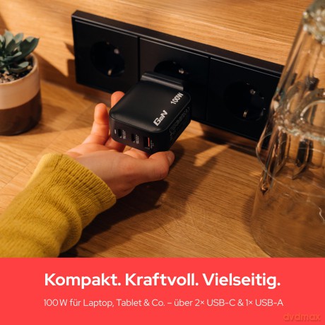 Verbatim - 100WGaN Charger, 3 Port US plug with EU and UK adaptors