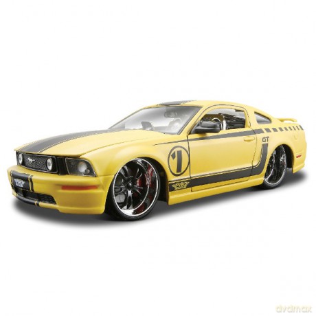 MAISTO Ford Mustang GT 2006 [ZABAWKA]