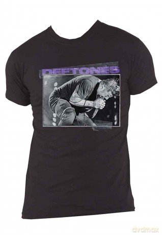 Deftones: Unisex T-Shirt: Chino Live Photo (Black) (Large)