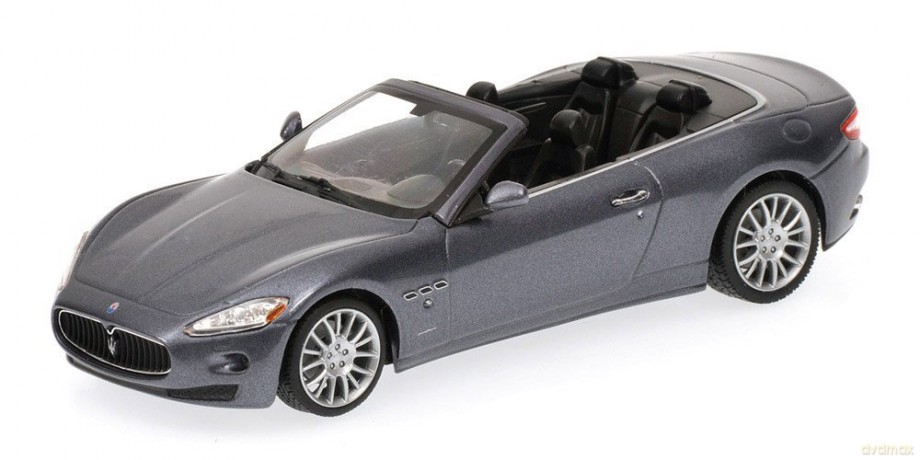 MINICHAMPS Maserati Grancabrio 2010 [ZABAWKA]