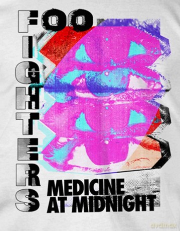 Foo Fighters: Unisex T-Shirt: Medicine At Midnight Tilt (White) (Small)