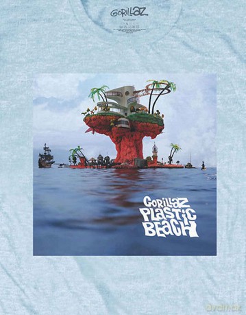 Gorillaz: Unisex T-Shirt: Plastic Beach (Light Blue) (Medium)