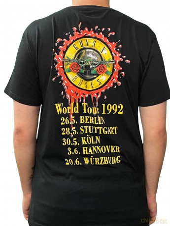 Guns N' Roses: Men's Tee: Use Your Illusion (Large)