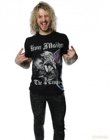 T-Shirt: Iron Maiden Men'S Tee: Sketched Trooper (Back Print) (Small)