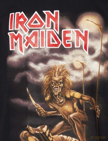 Iron Maiden: Men's Tee: Sanctuary (X-Large)
