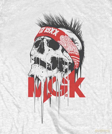 Machine Gun Kelly: Unisex Tee: Invincible (Small)
