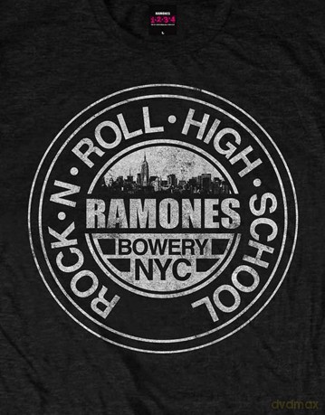 Ramones: Men's Tee: Rock 'n Roll High School, Bowery, NYC (Medium)