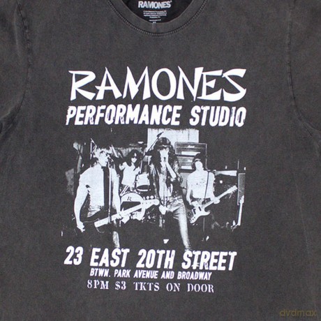 Ramones: Unisex Stone Wash T-Shirt: East Village (Charcoal Grey) (Large)