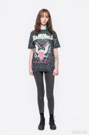 Ramones: Unisex T-Shirt: Eagle (Black) (Wash Collection) (XX-Large)