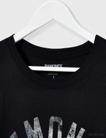 Ramones: Unisex T-Shirt: Forever (Black) (X-Large)