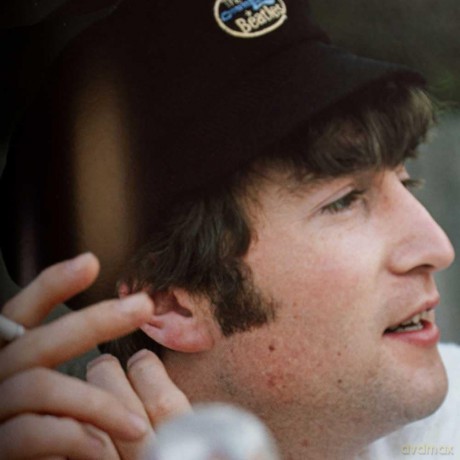 The Beatles: Unisex Corduroy Hat: Oval Logo (Small/Medium)
