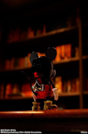 Disney Soul of Chogokin Diecast Action Figure Super Change Mickey Mouse by Kunio Okawara 13 cm