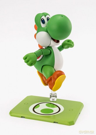 Super Mario S.H. Figuarts Action Figure Yoshi 11 cm