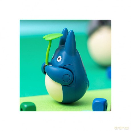 My Neighbor Totoro Round Bottomed Figurine Mid Totoro with leaf 6 cm