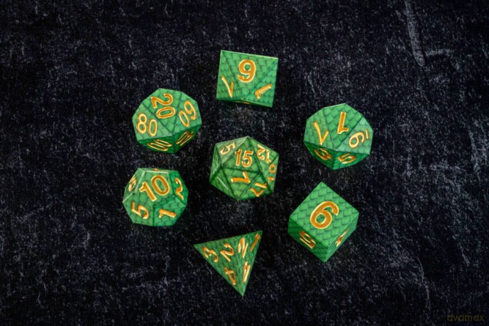 Dragon Storm Sharp Edge Silicone Dice Set Green Dragon Scales (7)