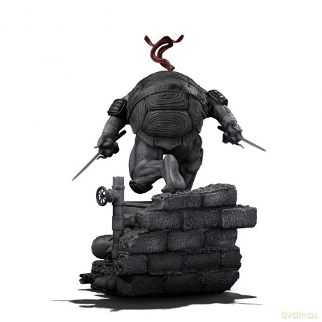 Teenage Mutant Ninja Turtles Art Scale Statue 1/10 Raphael Black and White Variant 26 cm