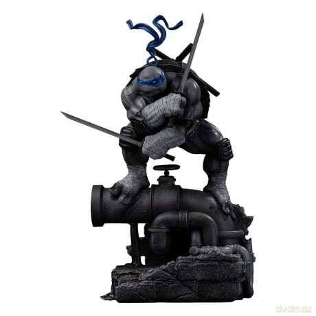 Teenage Mutant Ninja Turtles Art Scale Statue 1/10 Leonardo Black and White Variant 26 cm