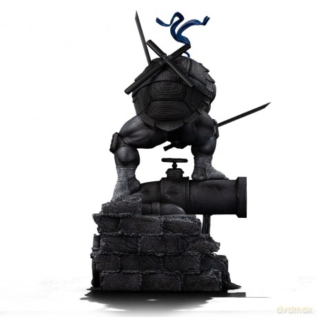 Teenage Mutant Ninja Turtles Art Scale Statue 1/10 Leonardo Black and White Variant 26 cm