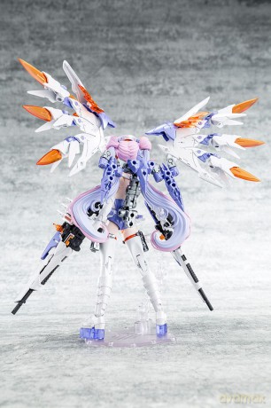 Megami Device Buster Doll Series Plastic Model Kit 1/1 Desire Maiden Medic 14 cm